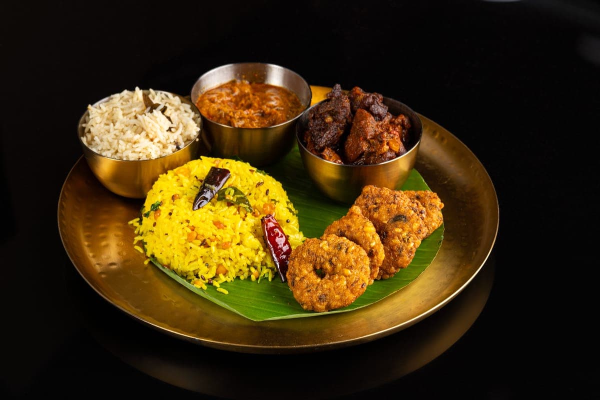 Vada Chicken Curry